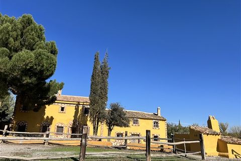 Villa i Baza, Granada, Baza - € 395.000 | Ref: 262 - foto 1